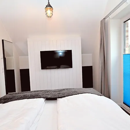 Die-moewe-im-moewenweg-app-1 * הוווכט